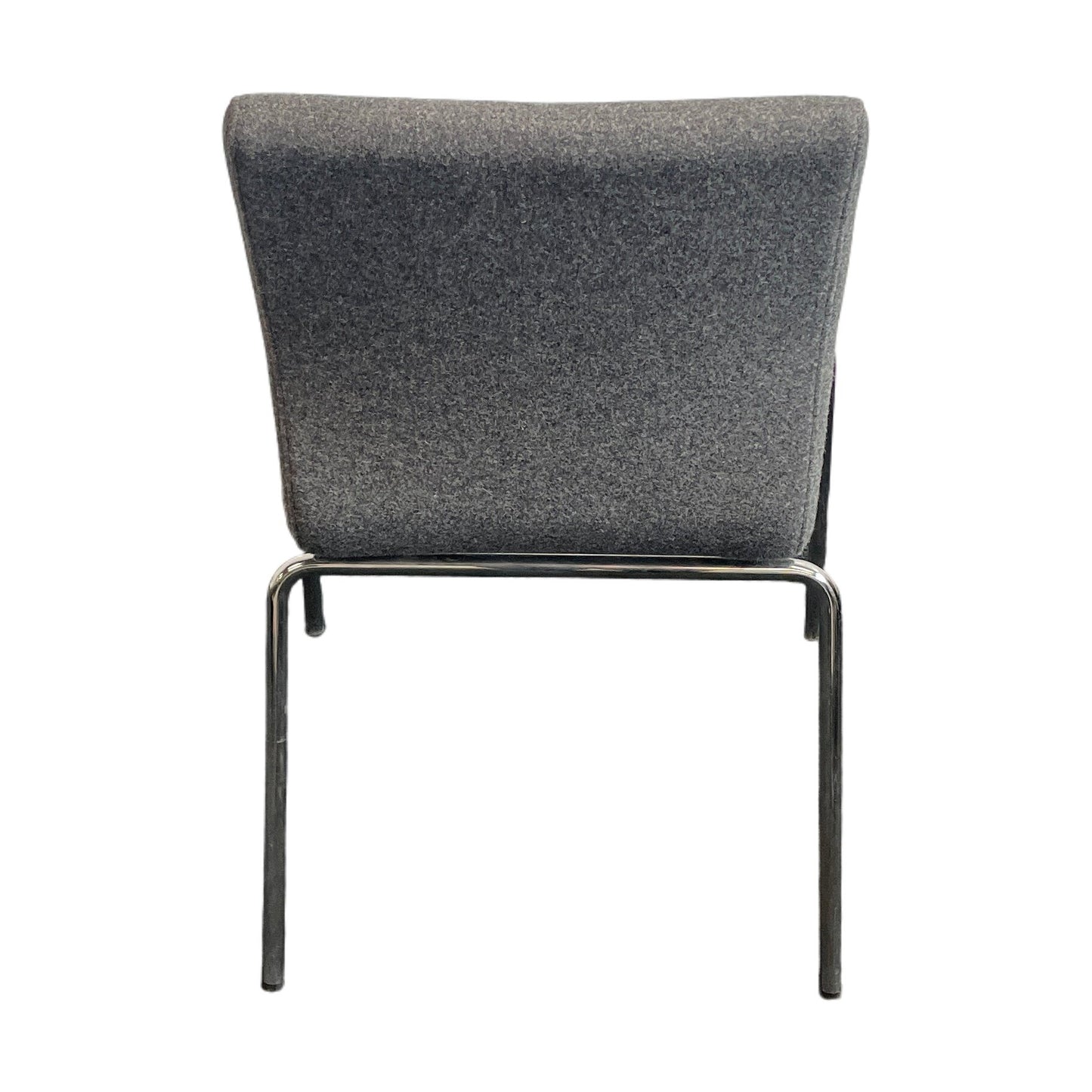 Mørk grå møteromsstol fra Skandiform
