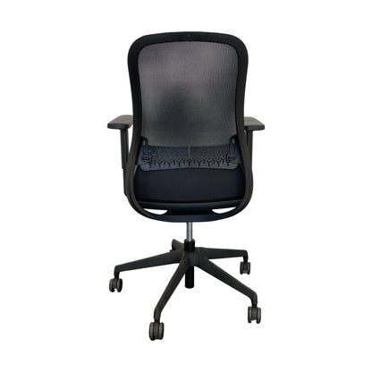 Souly Swivel Chair Mesh kontorstol fra NowiStyl, helsort