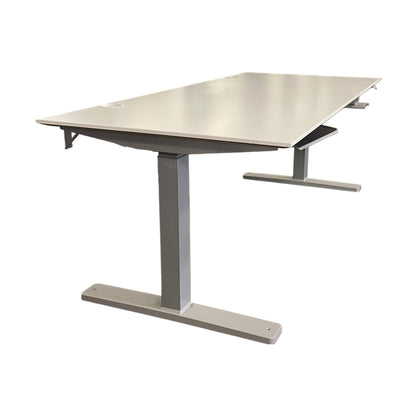 Elektrisk hev/senk skrivebord fra Kinnarps, hvit, 180x80 cm