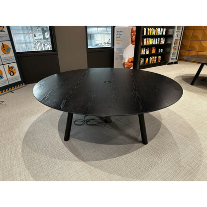 Møtebord fra Materia med el hev/senk, 200Ø i svart