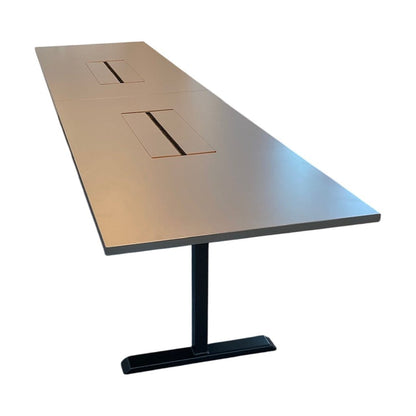 Møteromsbord i mørk grå fra Aarsland, 320x80 cm