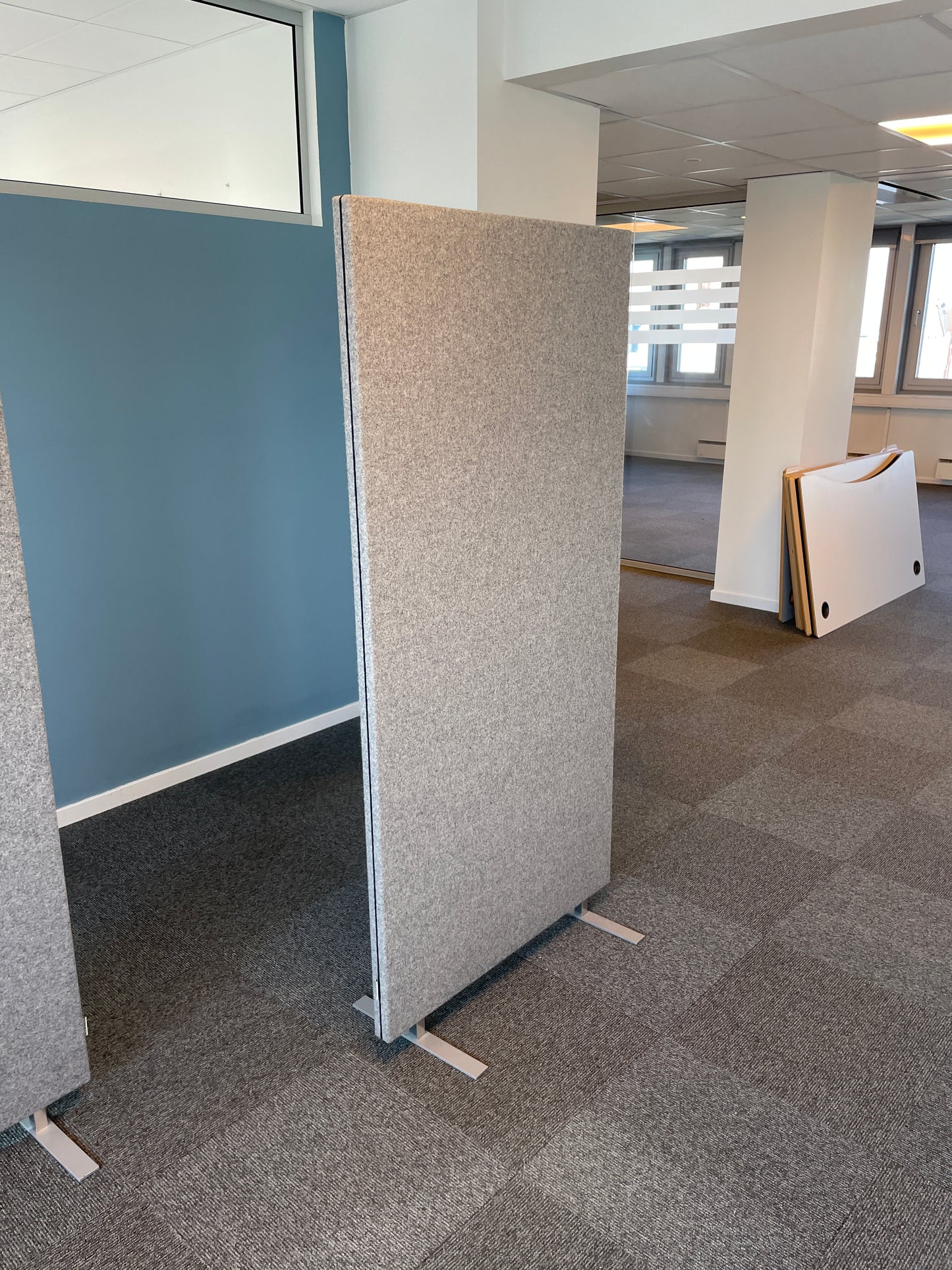 Gulvstående skillevegg 120cm