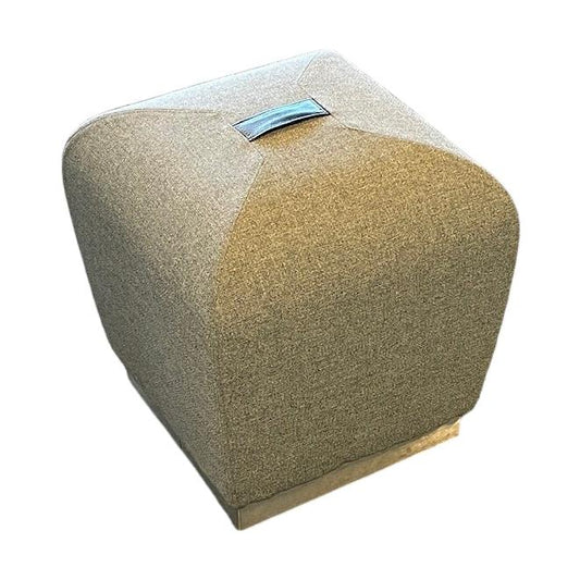 Misto puff fra Fora Form, grå