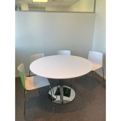 Rundt møtebord fra Fora Form, hvit, 120 cm