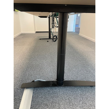 Møtebord fra Fora Form, hvit laminat, 280x80 cm