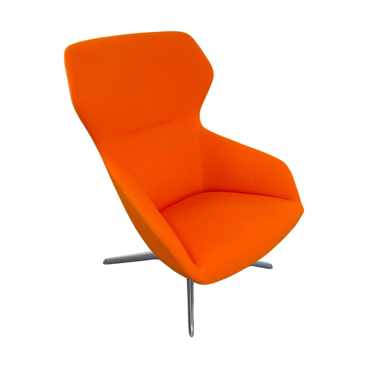 Ray Lounge 9241 lenestol fra Brunner i oransje, designet av Jehs + Laub