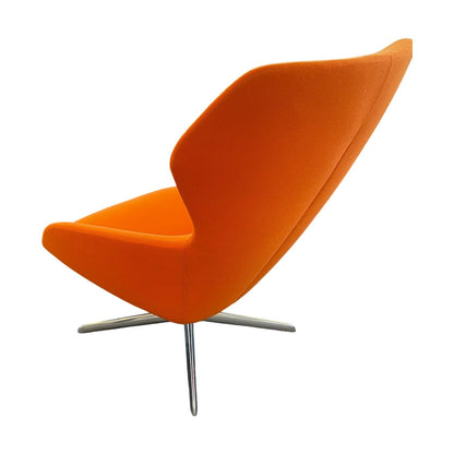 Ray Lounge 9241 lenestol fra Brunner i oransje, designet av Jehs + Laub