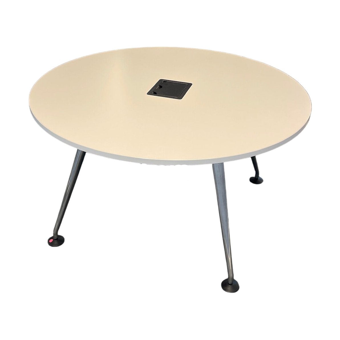 Sirkulært møtebord fra Fora Form, hvit, 130x130 cm