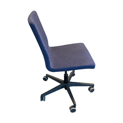 Møtestol fra Topstar, ullstoff, med hjul