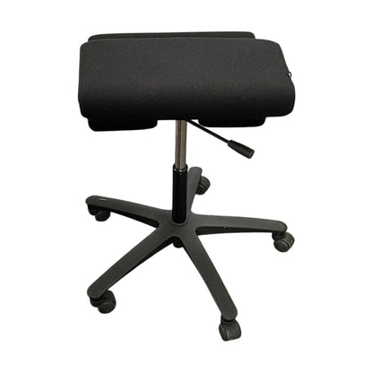 Wing balansestol fra Stokke Varier, sort