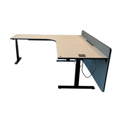 L-formet elektrisk hev/senk skrivebord fra Linak, kremfarget bordplate, 200x200 cm