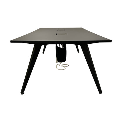 Sort møtebord fra Fora Form 240x120 cm