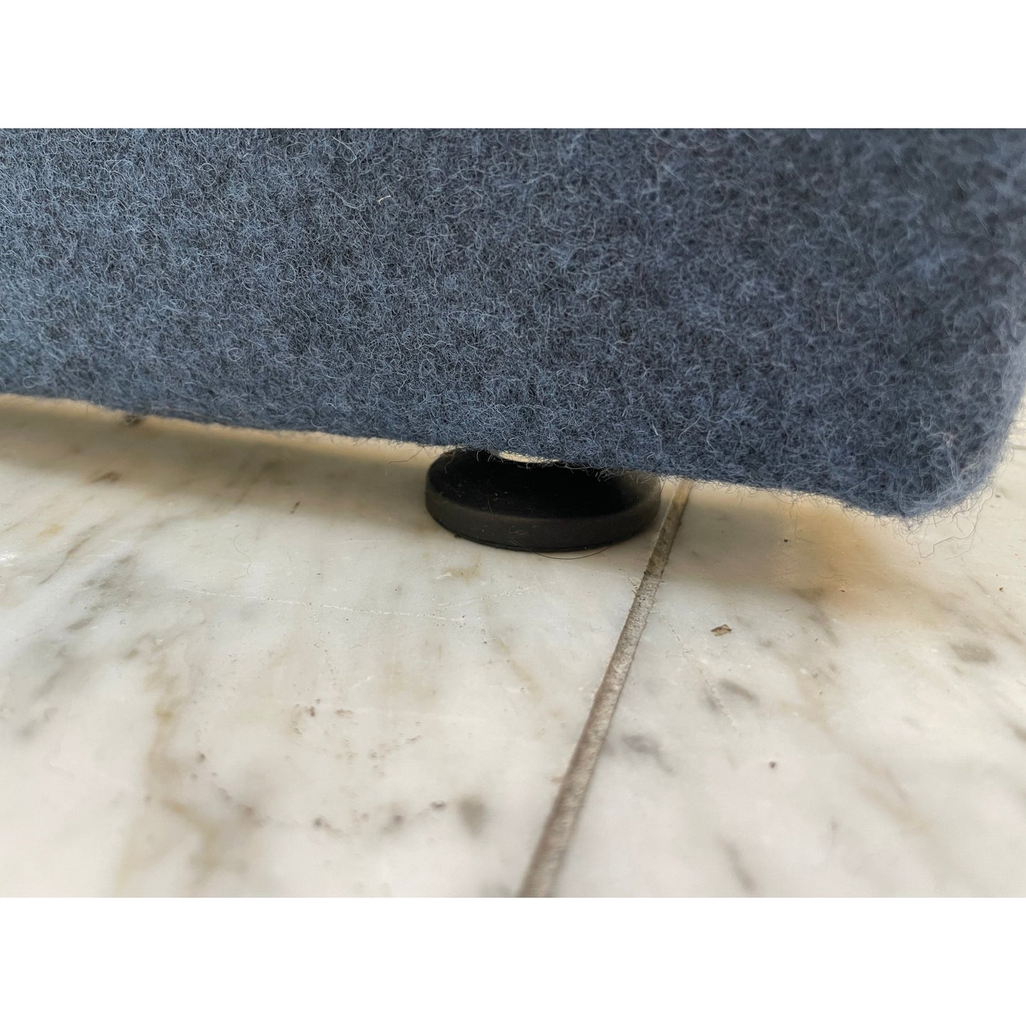 Samtalerom, trukket i ull fra Gøtessons The Hut