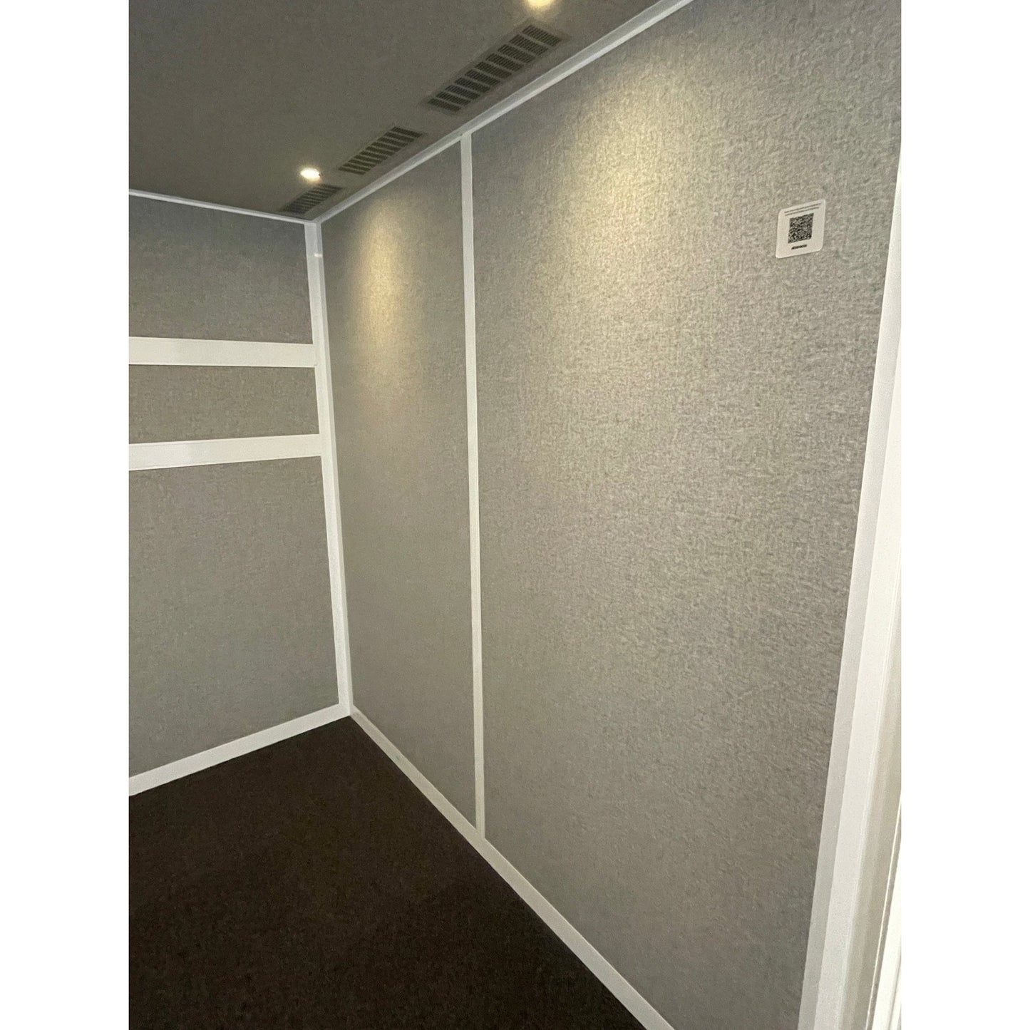 Abstracta Plenty Pod stillerom i hvit, Large (221,5 × 231,5 × 221,5 cm)