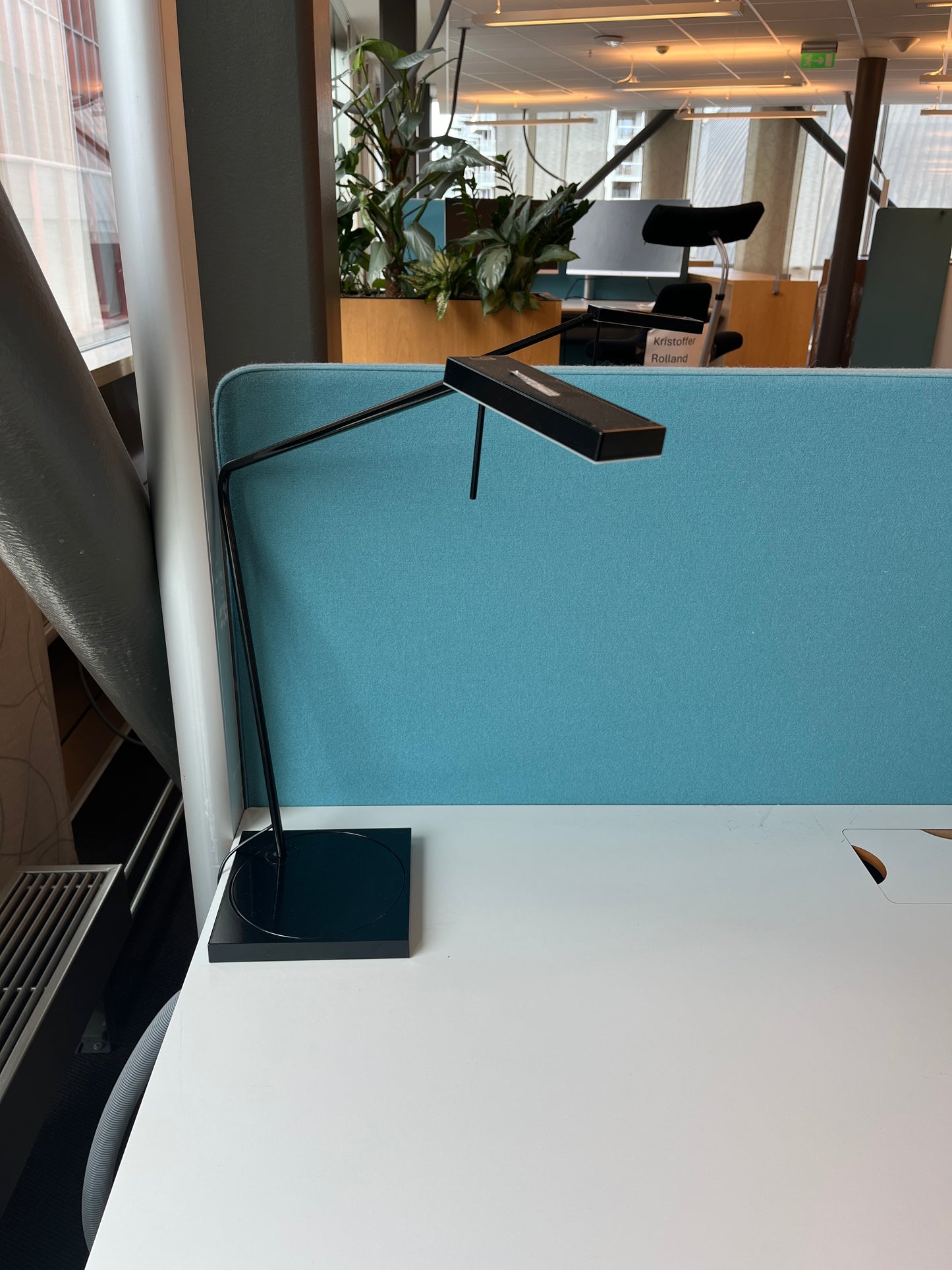 LUXO bordlampe Ninety T78 LED fra Glamox, sort