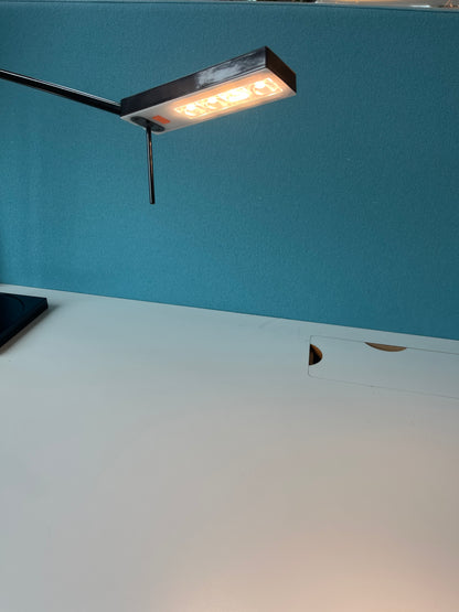 LUXO bordlampe Ninety T78 LED fra Glamox, sort