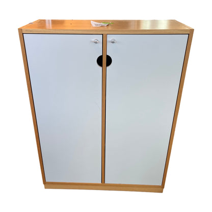 Svenheim skap, trefarget, 2 dører