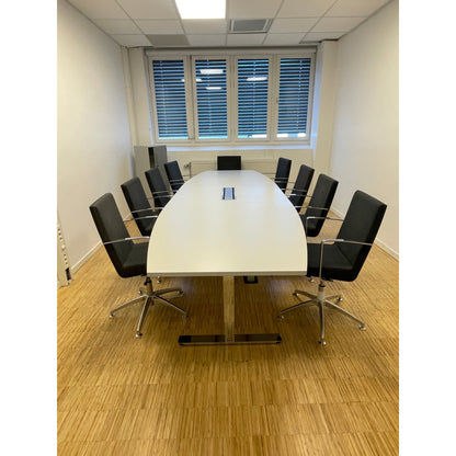 Båtformet møtebord fra EFG, lys grå, 360x120 cm