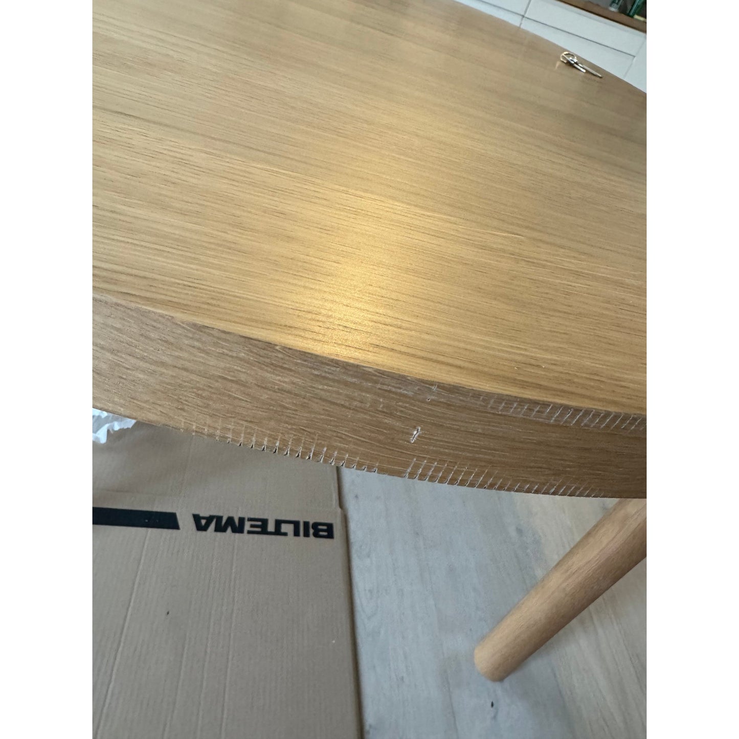 Owen spisebord fra SOFACOMPANY med tilleggsplater, Ø 120 cm, eik