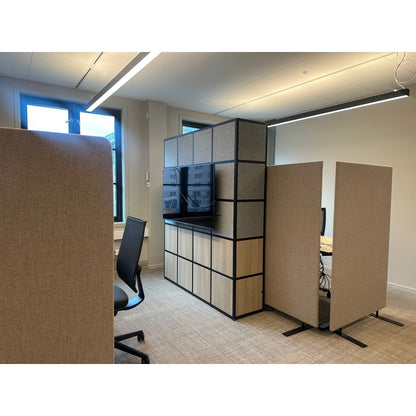 Kado skap fra Vitra, trefarget