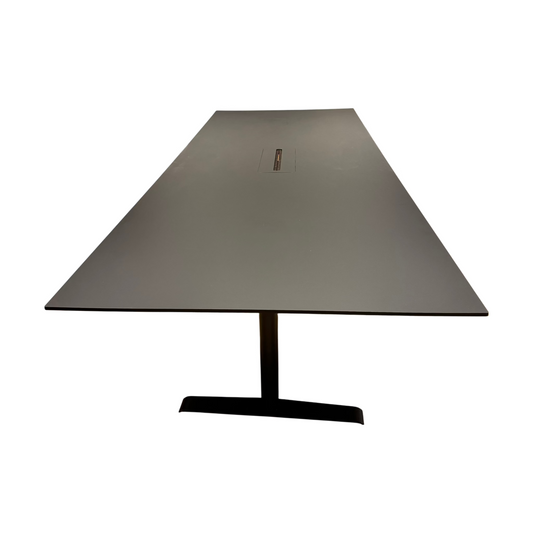 Konferansebord 300x120 – Moderne og funksjonelt