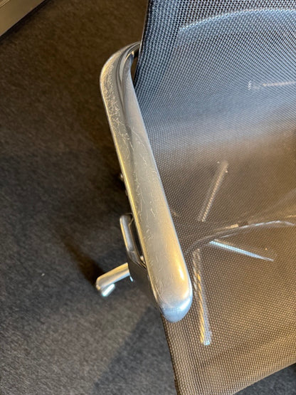 ICF møteromsstol, svart mesh, svingbar med hjul