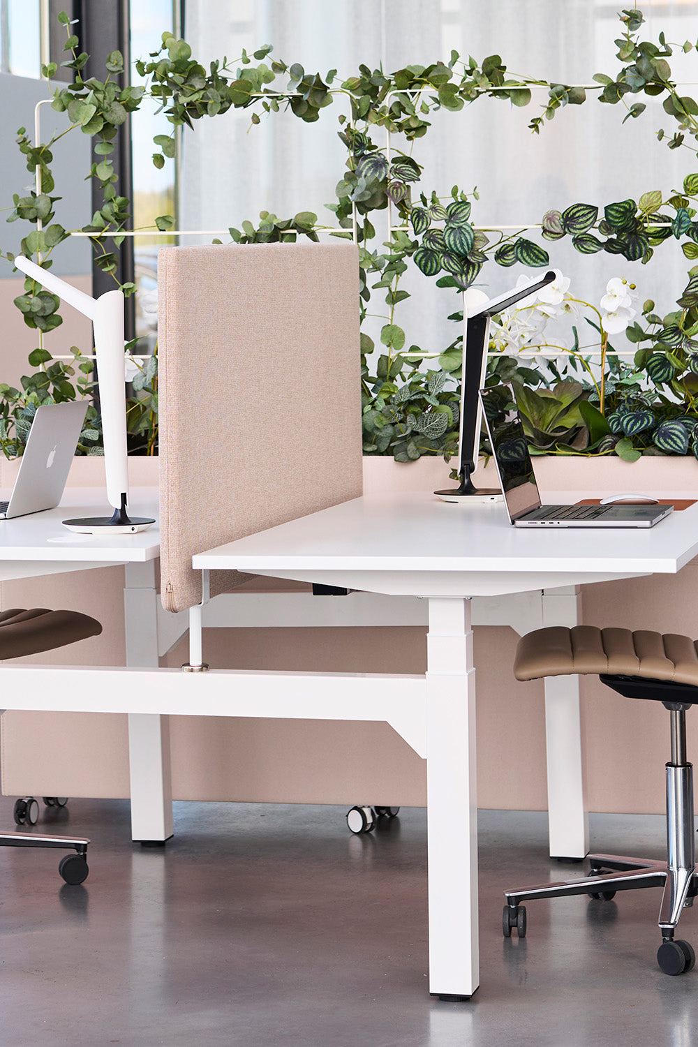 ScreenIT Air i tekstil Hush 572 BY GABRIEL. 120x60 cm.