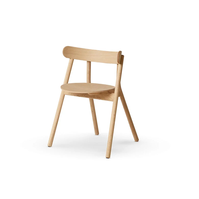 Oaki spisestol fra Northern, lys eik