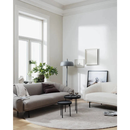 Plis 3-seter sofa, lys beige, design av Stine Aas