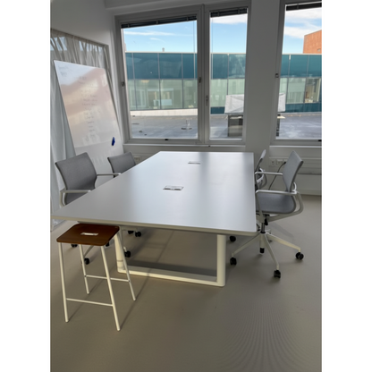Tyde 1 møtebord fra Vitra, hvit laminat, 240x140 cm