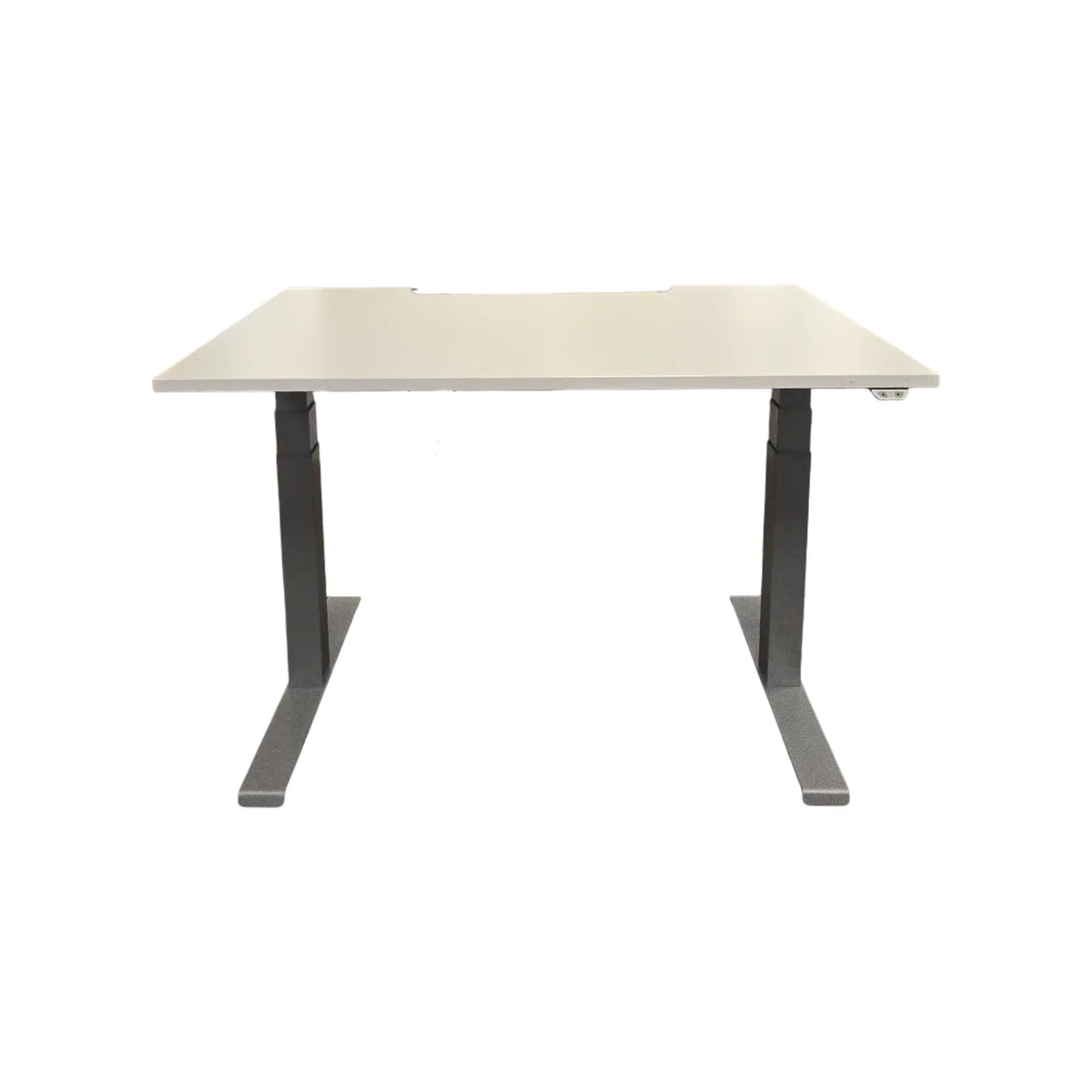 (120x80) Kinnarps Series P hev/senk bord i hvit, kabelkurv