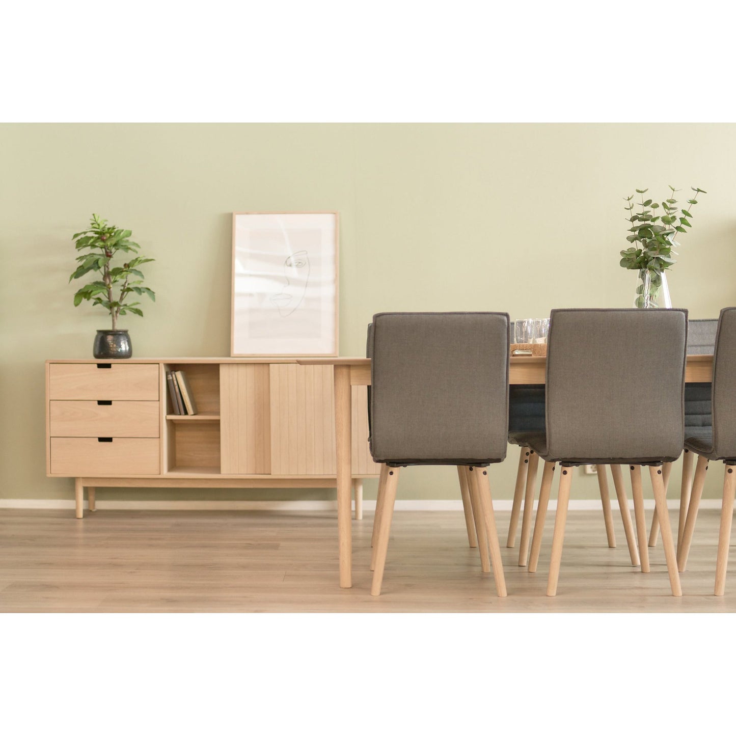 Karla spisestol, eik, mørk grå