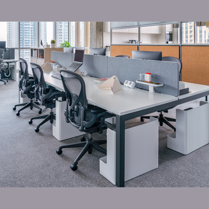 Aeron Remastered kontorstol fra Herman Miller, Nightfall – str. B