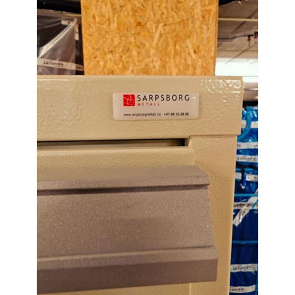 Brannsikkert arkivskap i jern fra Sarpsborg metall, hvit