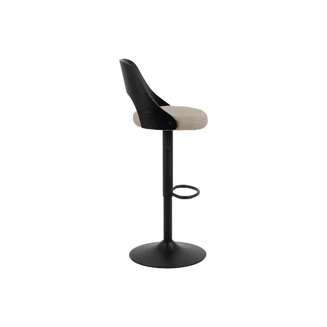 Lucy barstol fra A-Møbler, hvit, B:47 cm, D:51 cm, H:113 cm