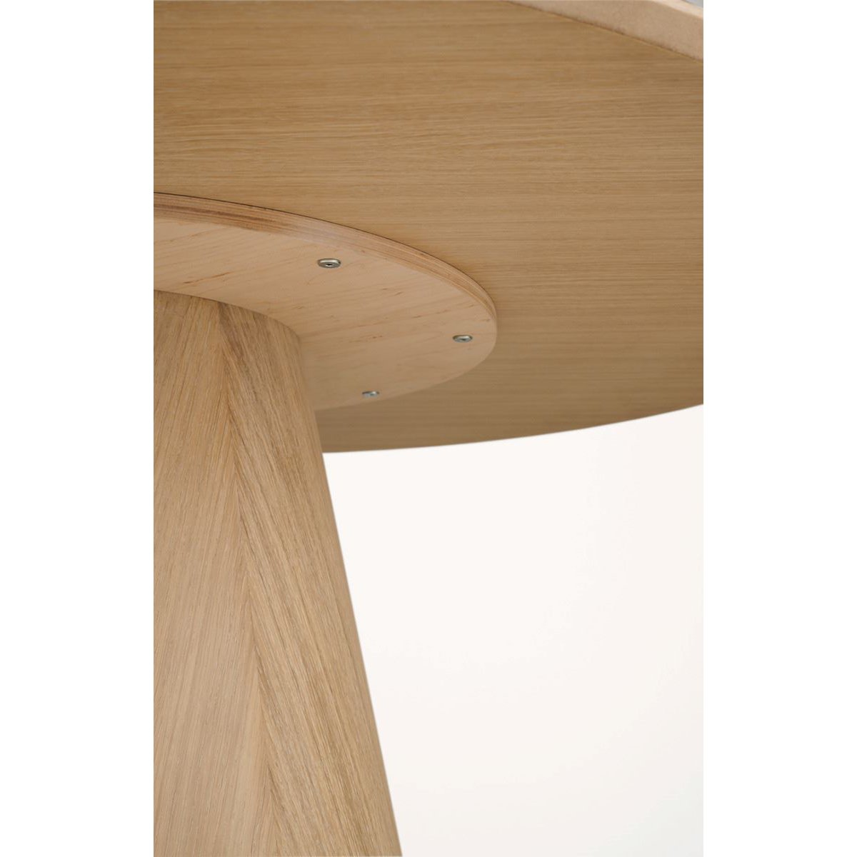 Maia spisebord fra Kid, 120x120 cm, natur