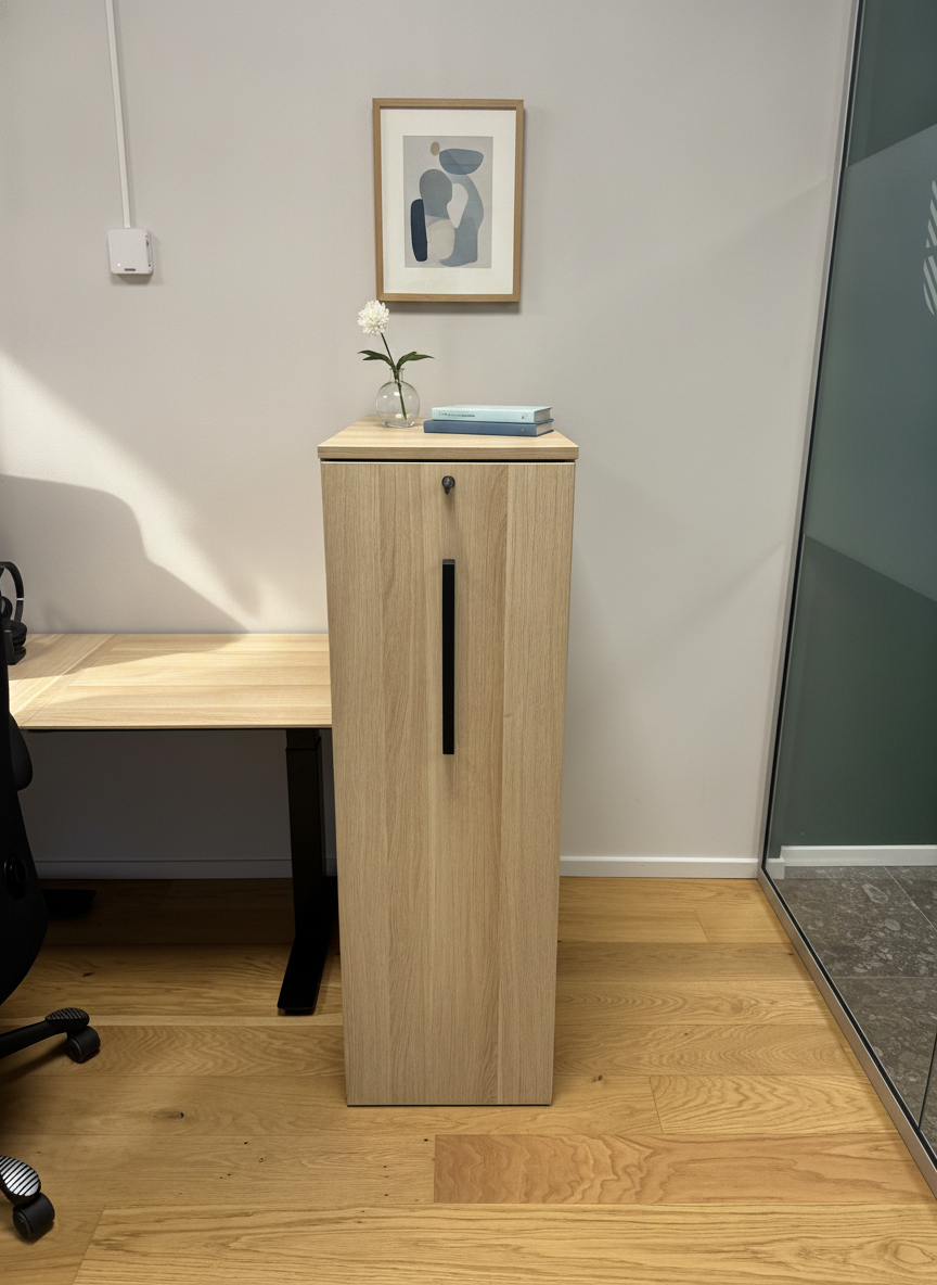 (40x80x125) Kinnarps Space Spoc skap i lyst tre - HØYRE
