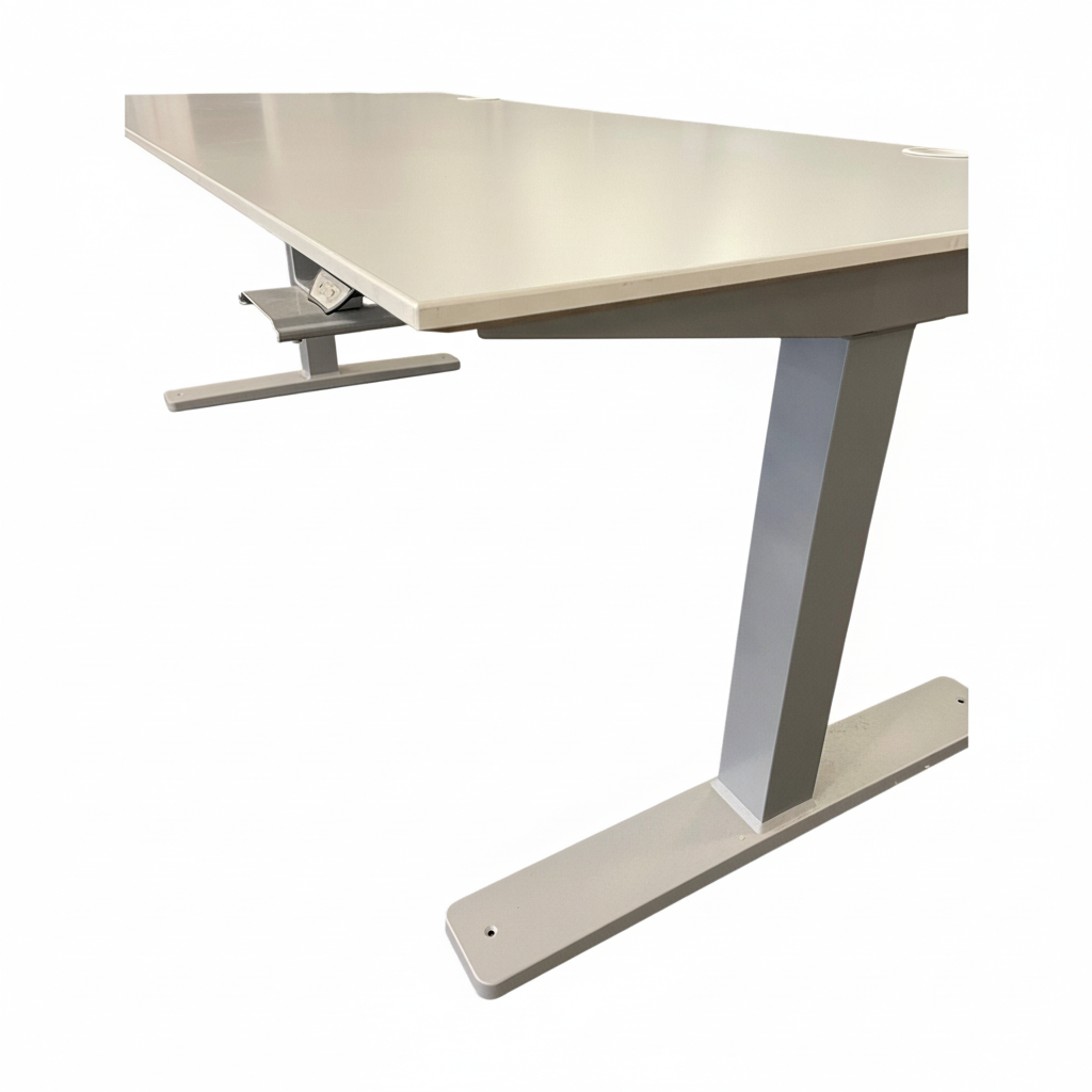 Elektrisk hev/senk skrivebord fra Kinnarps, hvit, 180x80 cm