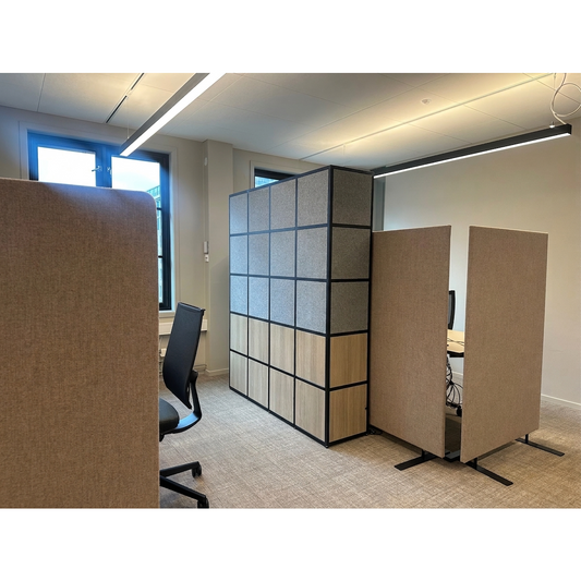 Kado skap fra Vitra, trefarget