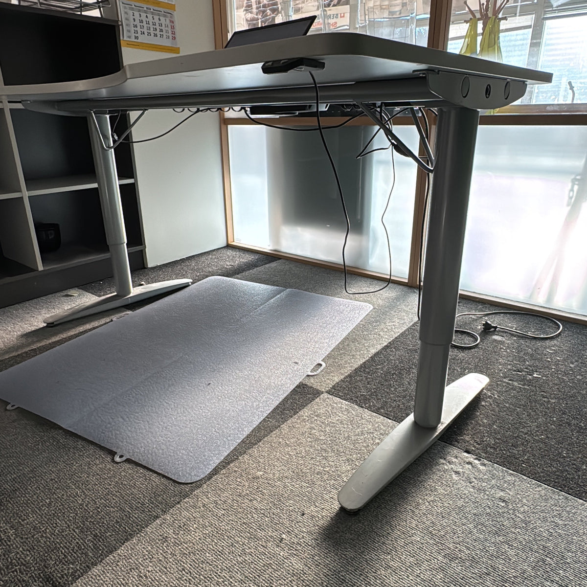 (155x70) Linak skrivebord i grå