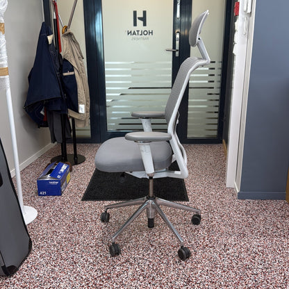 ID Mesh kontorstol fra Vitra i grå
