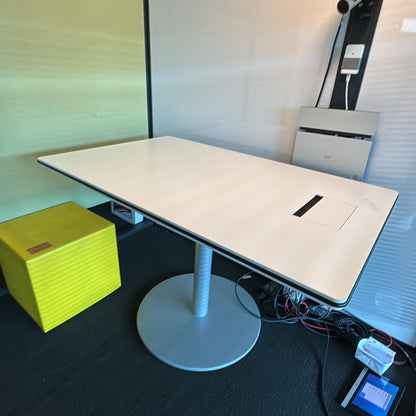 (120x75) møteromsbord i hvit