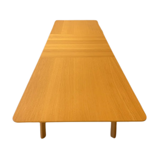 (220x95) Mellansel spisebord fra IKEA i trefarget
