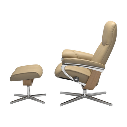 Stressless Consul (M) Cross lenestol med krakk