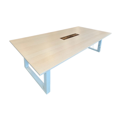 (240x120) Hev/senk møteromsbord i lyst tre