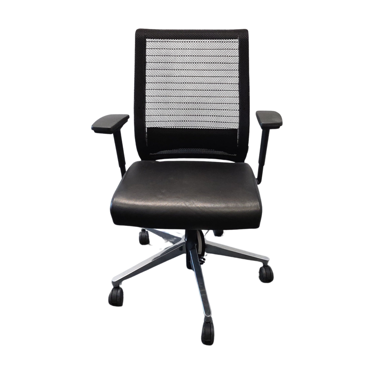 Think kontorstol fra Steelcase i svart