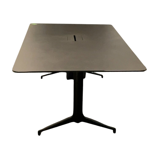(200x120) Fora Form Kvart møteromsbord i svart