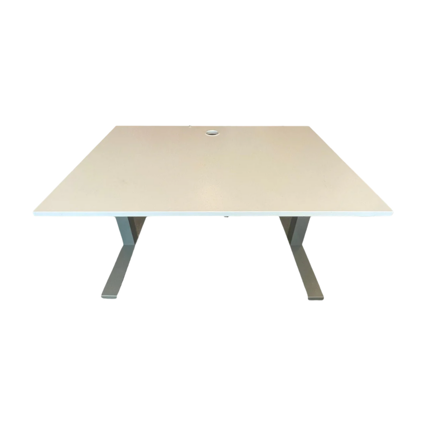 Kinnarps Serie P elektrisk hev/senk skrivebord, grå, 120x70 cm