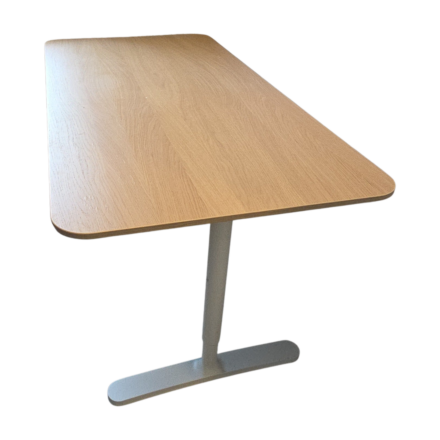 (160x80) IKEA Bekant skrivebord i lyst tre