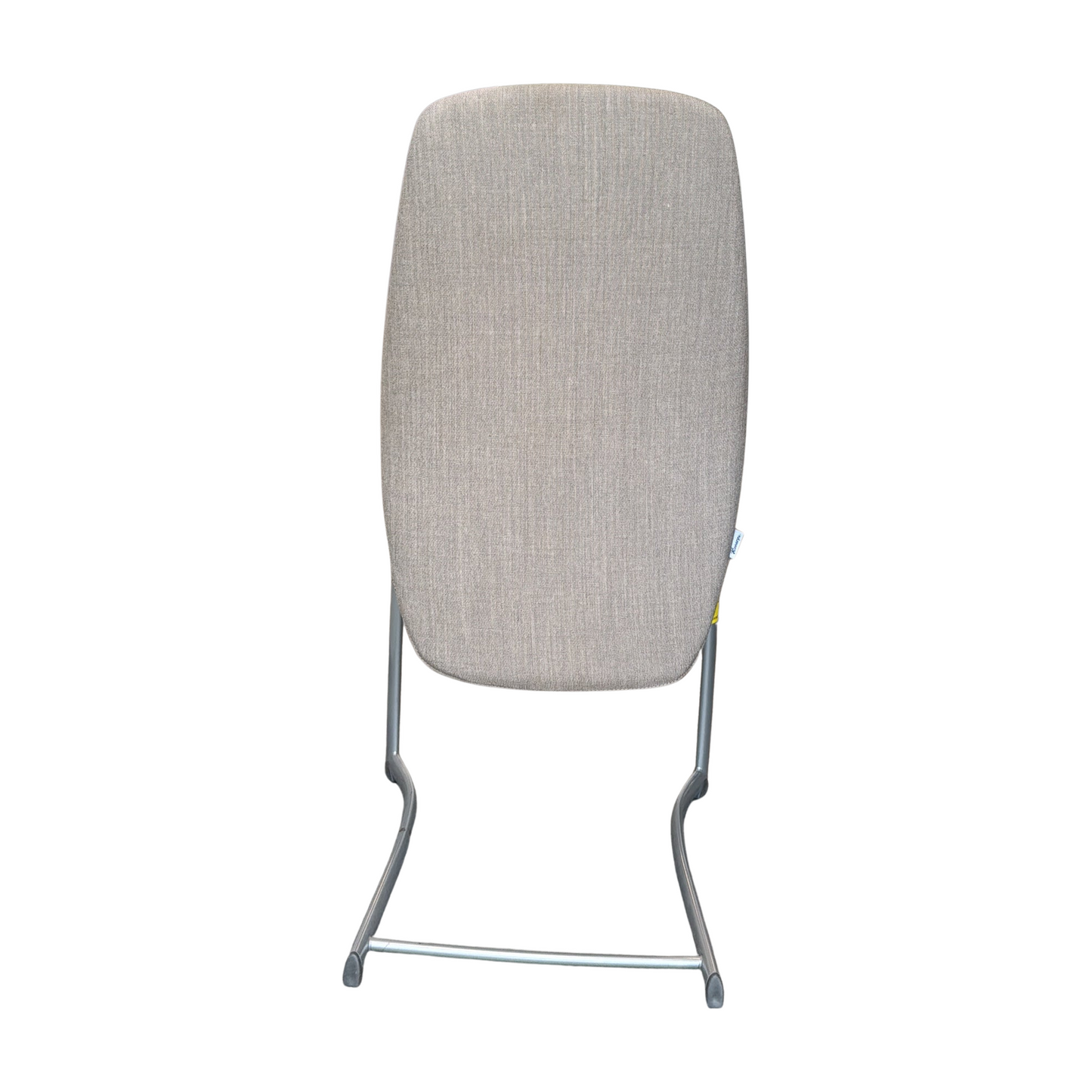 Plus møtestol fra Kinnarps i beige